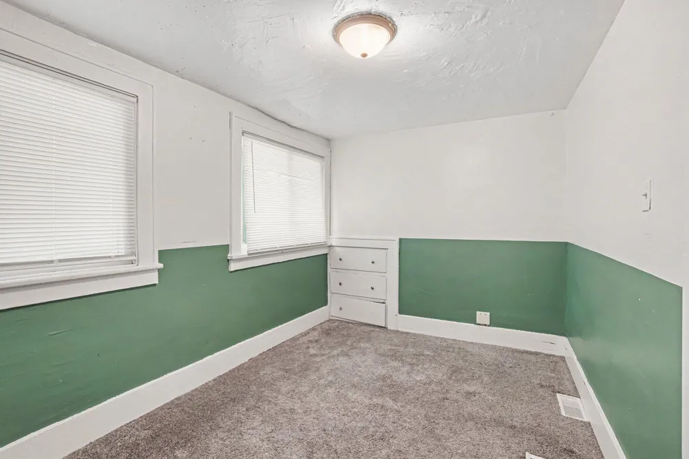 539 Dayton Avenue Kalamazoo Charter Township, MI 49048
