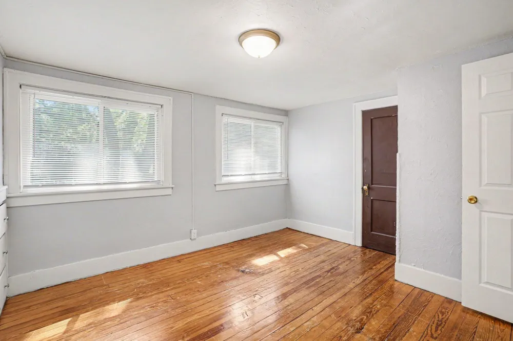 539 Dayton Avenue Kalamazoo Charter Township, MI 49048