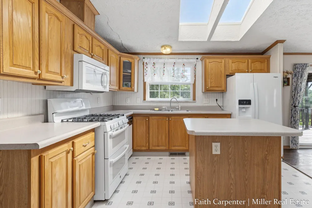 106 Little Long Lake Drive Castleton Township, MI 49073