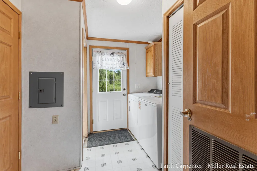 106 Little Long Lake Drive Castleton Township, MI 49073