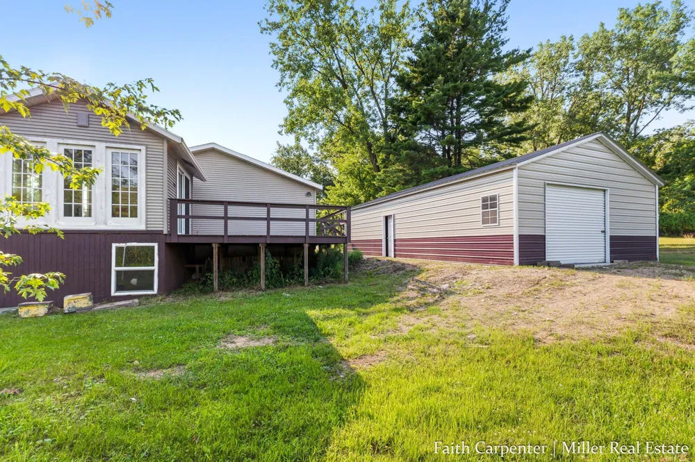 106 Little Long Lake Drive Castleton Township, MI 49073