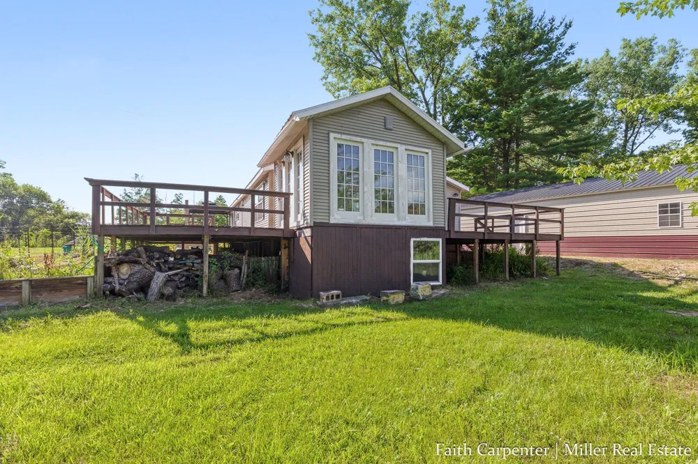 106 Little Long Lake Drive Castleton Township, MI 49073
