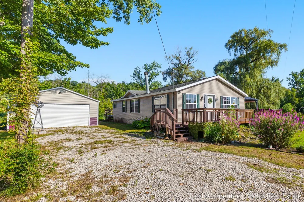 106 Little Long Lake Drive Castleton Township, MI 49073