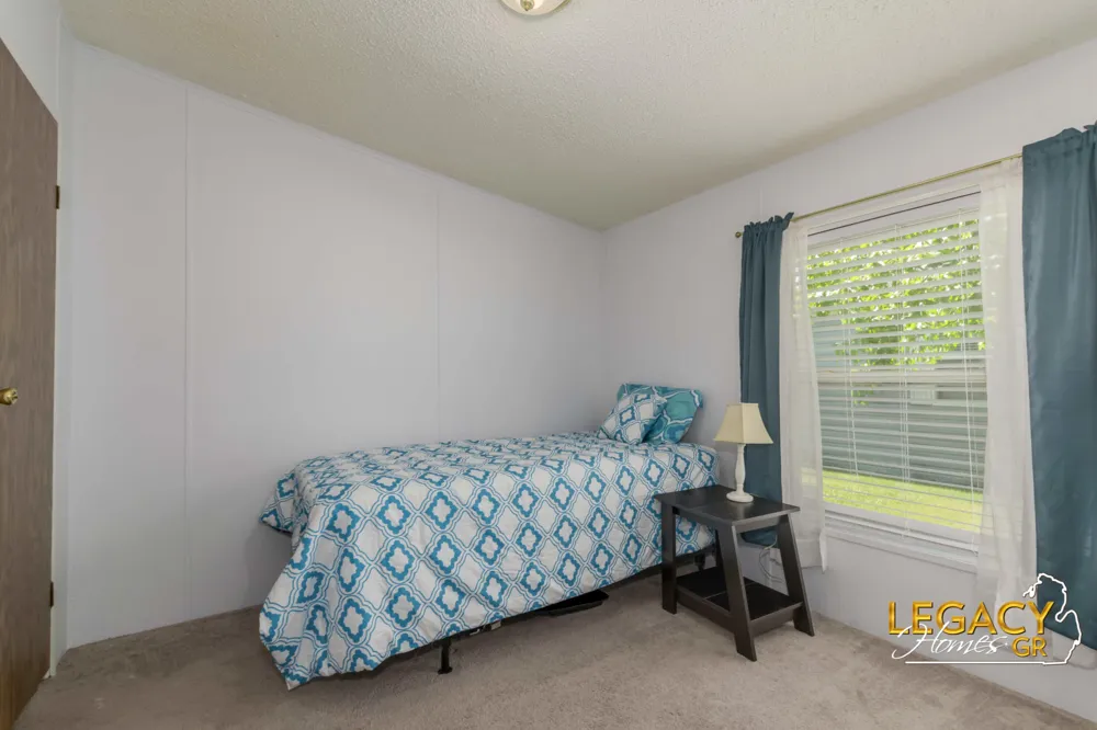 1163 Maple Leaf Lane NW Walker City, MI 49534