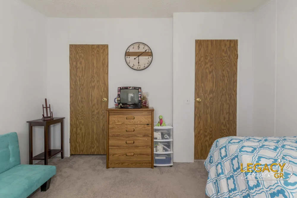 1163 Maple Leaf Lane NW Walker City, MI 49534