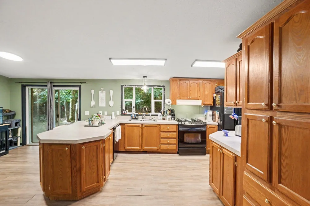 6606 E Hill Street Croton Township, MI 49337