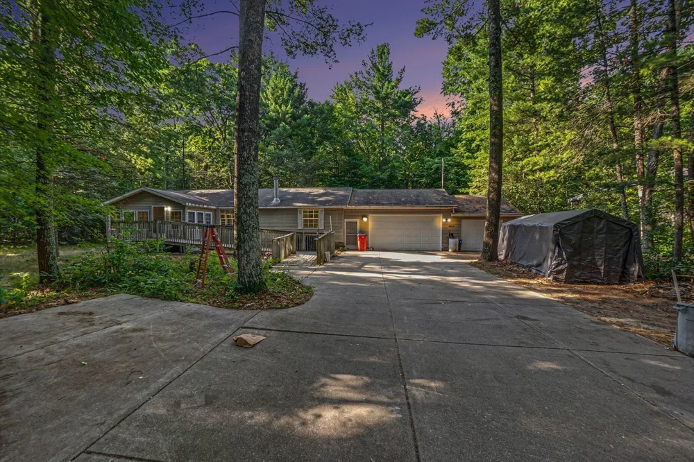 6606 E Hill Street Croton Township, MI 49337