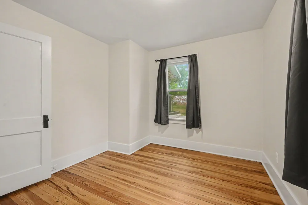 6444 Lovers Lane Portage City, MI 49002