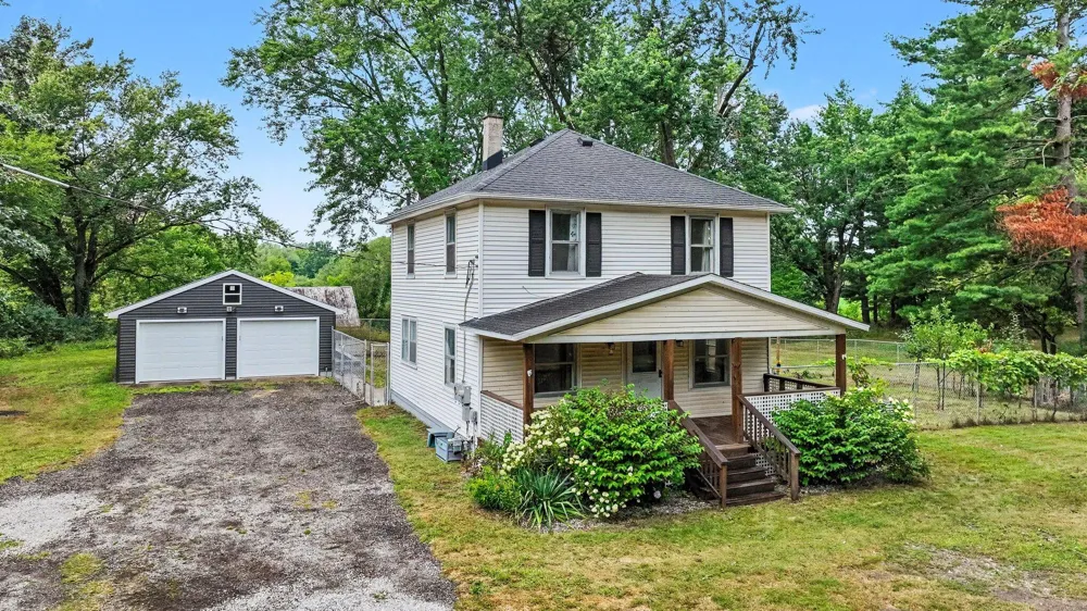 6444 Lovers Lane Portage City, MI 49002