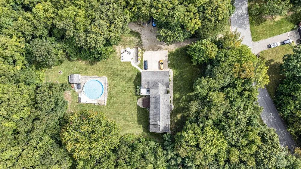 5856 Windingwood Drive Oshtemo Charter Township, MI 49009