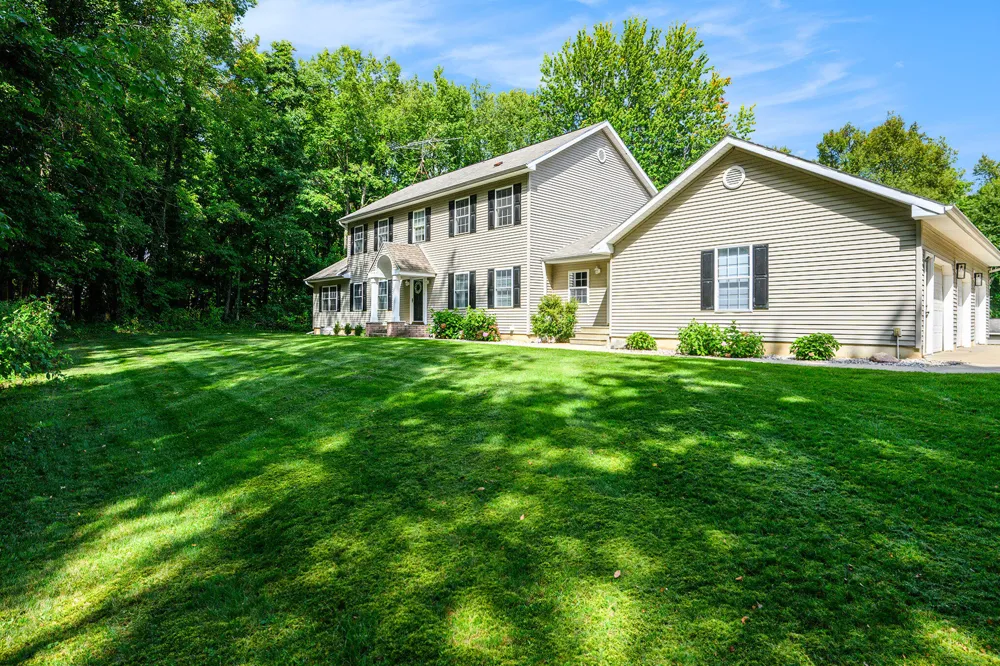 5856 Windingwood Drive Oshtemo Charter Township, MI 49009
