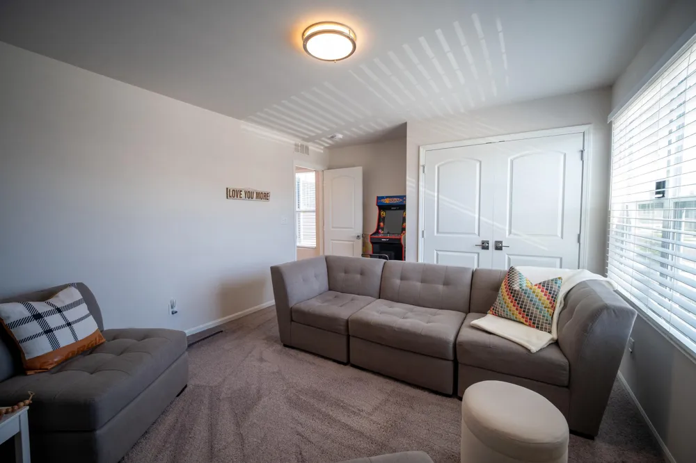 302 Angus Lane Saline City, MI 48176