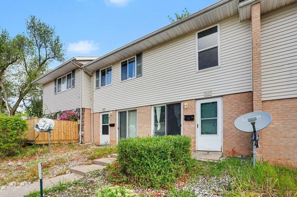 3433 Kenbrooke Court Kalamazoo City, MI 49006