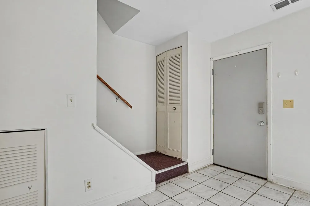 3433 Kenbrooke Court Kalamazoo City, MI 49006