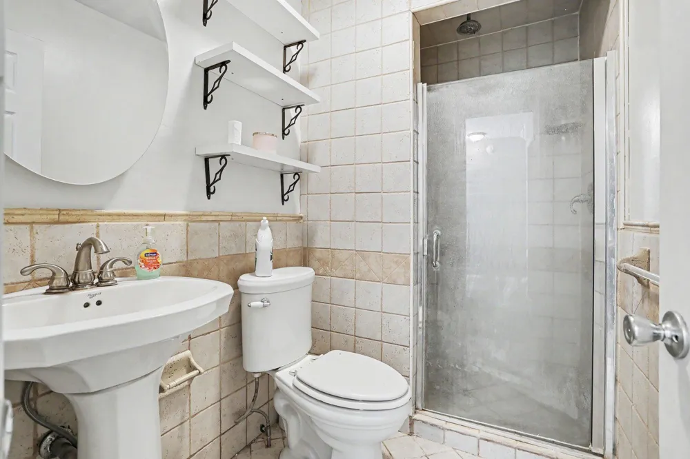 3517 Kenbrooke Court Kalamazoo City, MI 49006