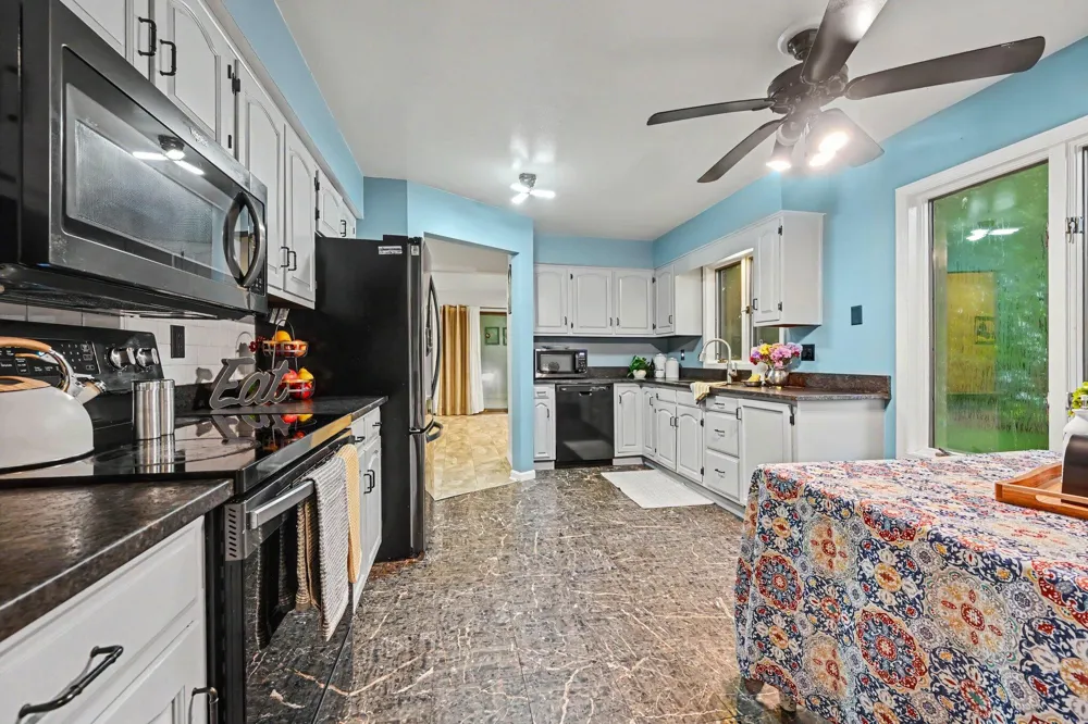2161 Wild Cherry Lane Oshtemo Charter Township, MI 49009