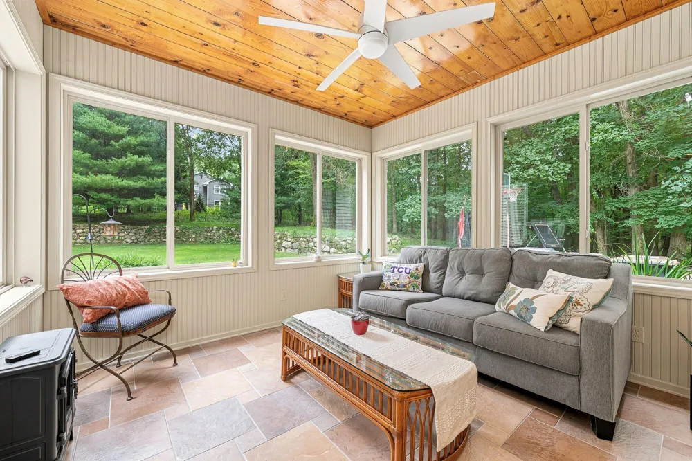 6418 Whitney Woods Richland Township, MI 49083