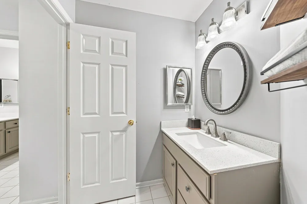 6418 Whitney Woods Richland Township, MI 49083