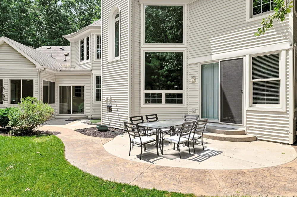 6418 Whitney Woods Richland Township, MI 49083