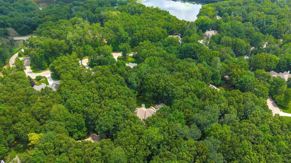 6418 Whitney Woods Richland Township, MI 49083