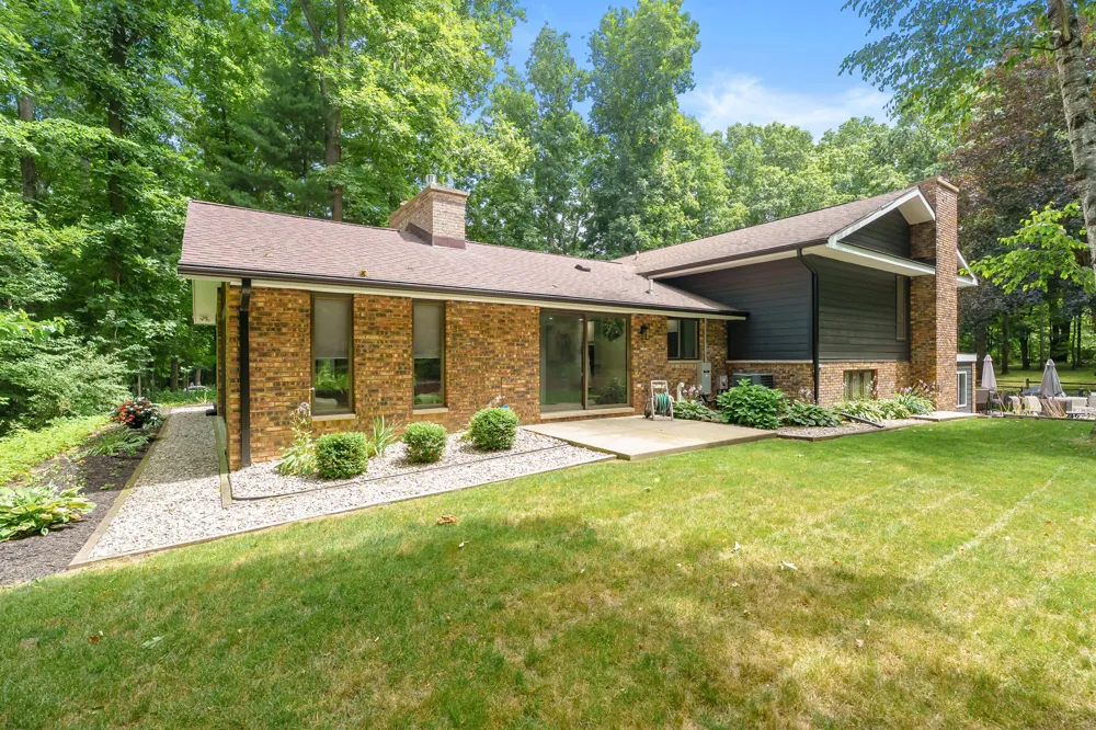 9929 W P AVENUE Texas Charter Township, MI 49009