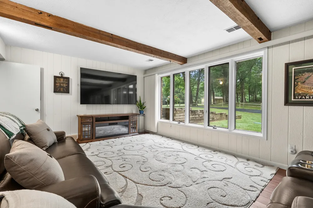 9929 W P AVENUE Texas Charter Township, MI 49009
