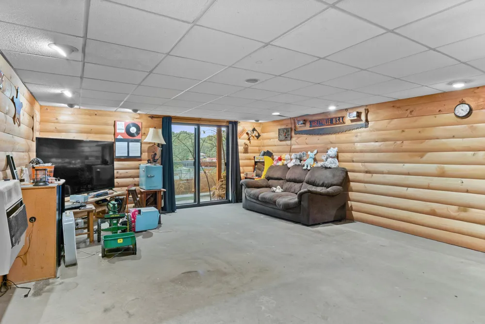 8242 Spruce Drive Camden Township, MI 49274