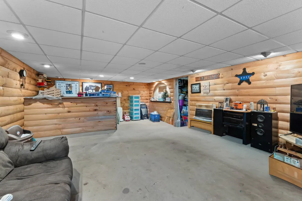 8242 Spruce Drive Camden Township, MI 49274