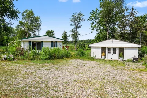 138 S Snow Prairie Road