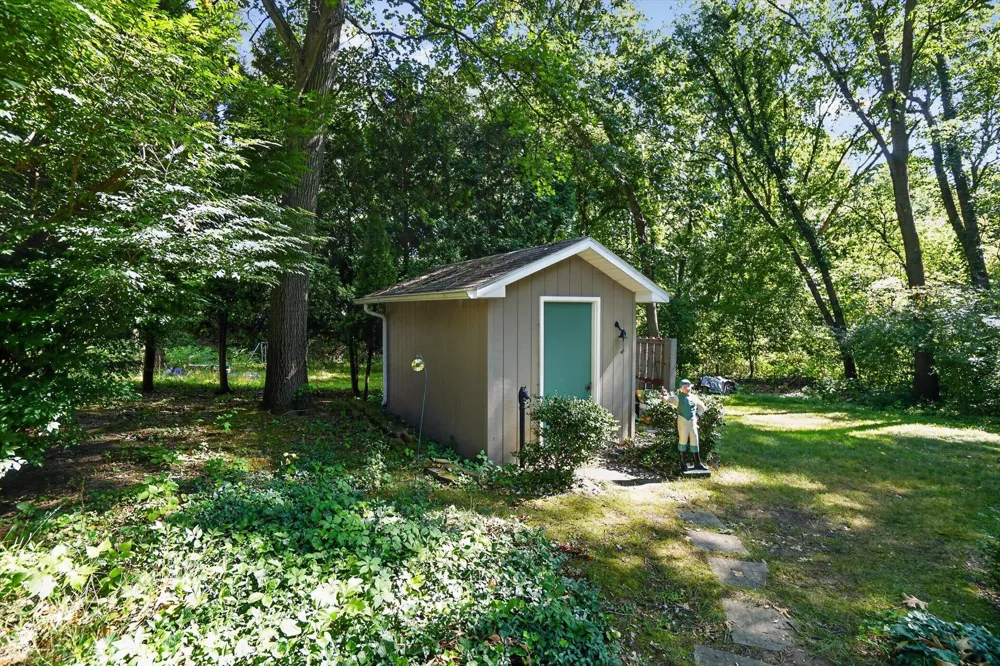 8047 Oak Hill Drive Texas Charter Township, MI 49009