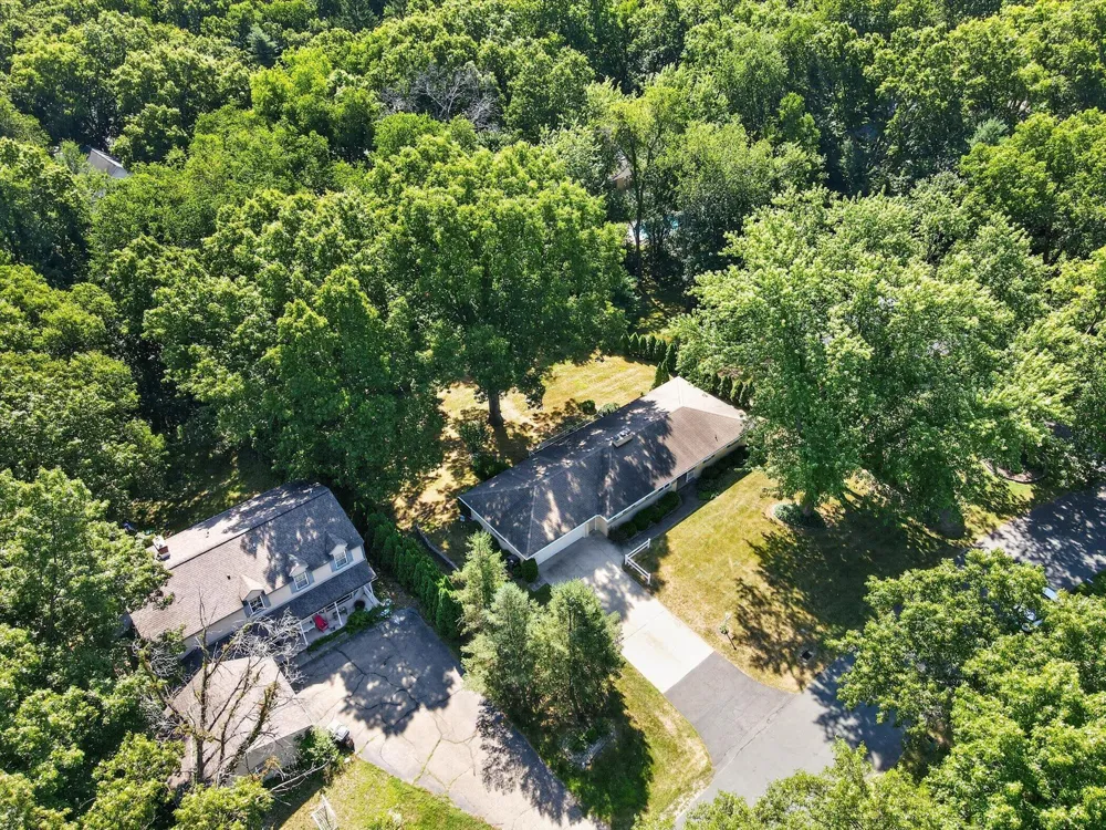 8047 Oak Hill Drive Texas Charter Township, MI 49009