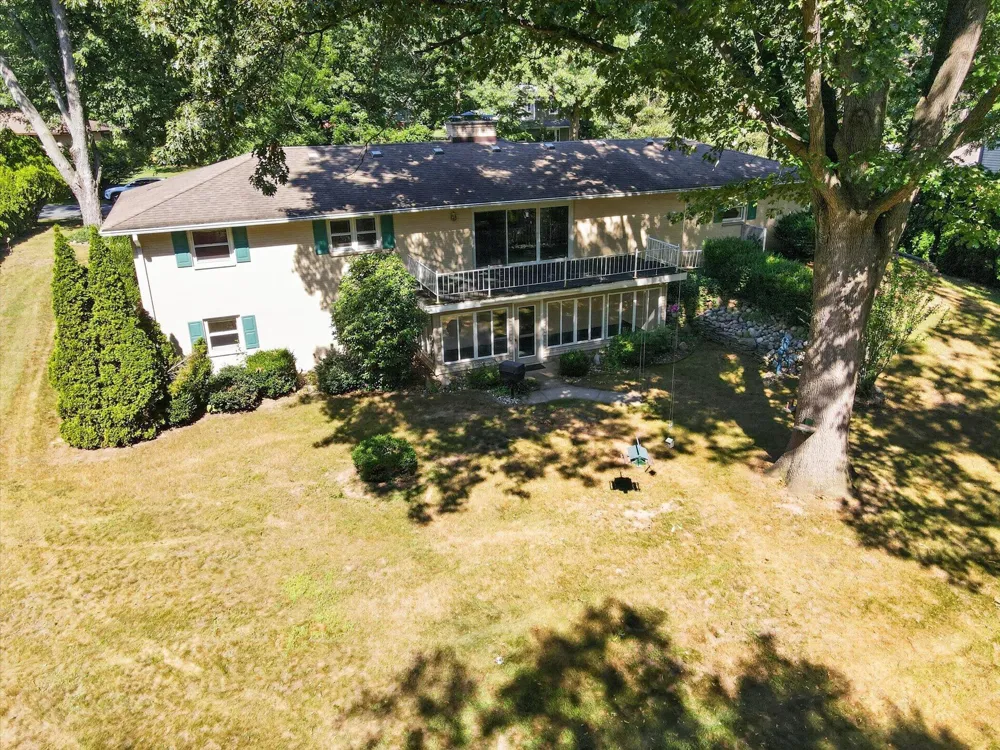 8047 Oak Hill Drive Texas Charter Township, MI 49009