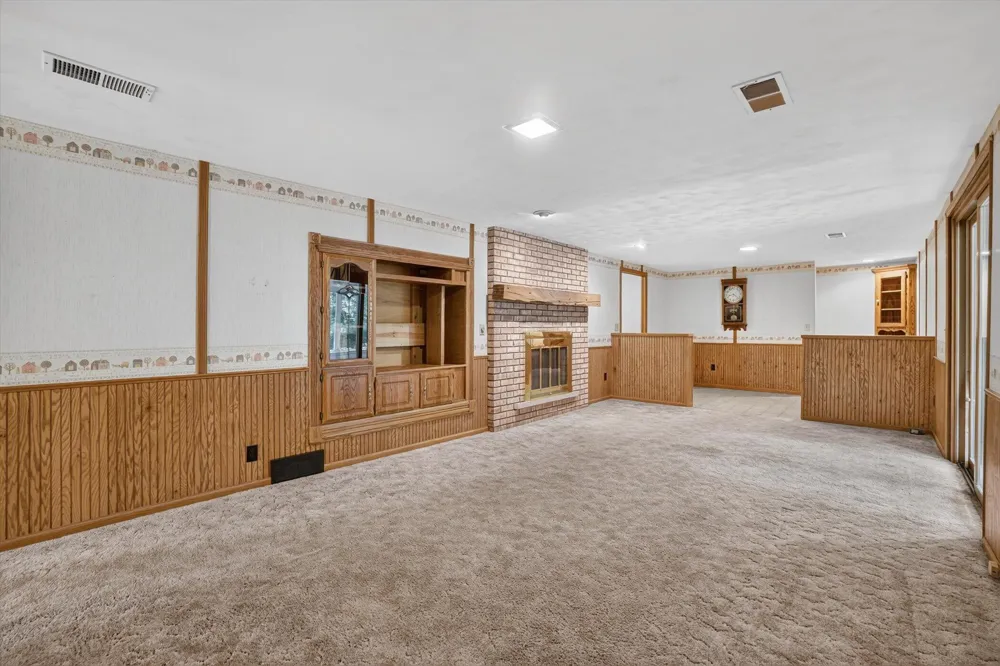 8047 Oak Hill Drive Texas Charter Township, MI 49009