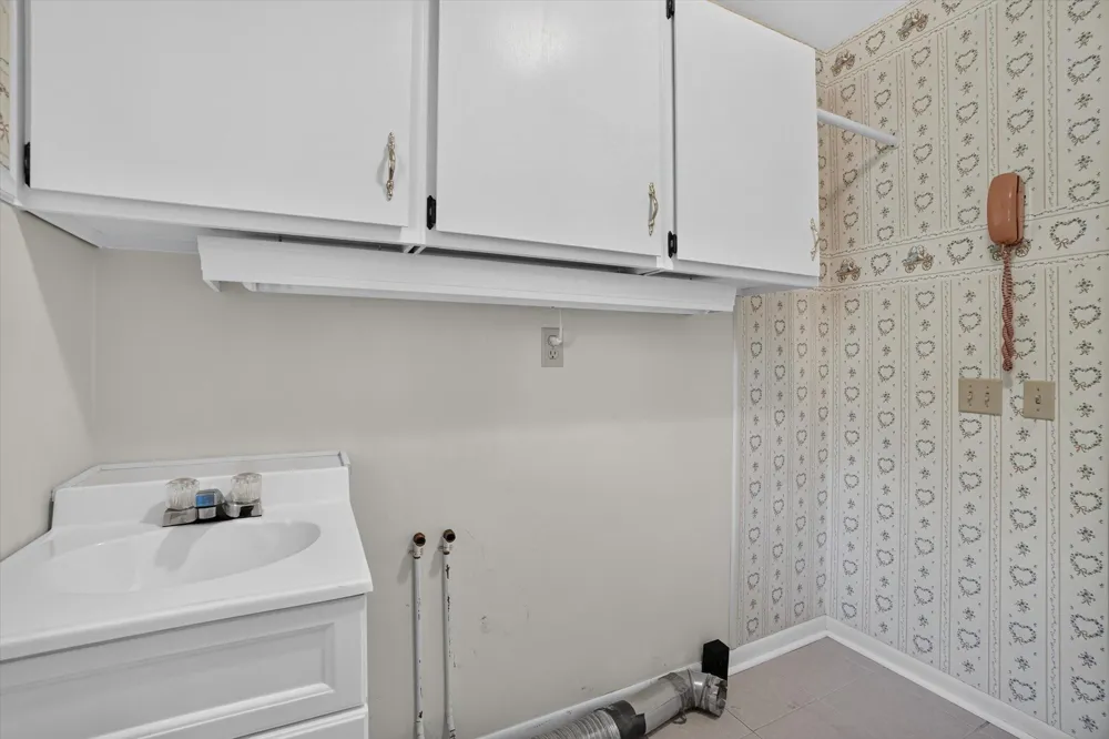 8047 Oak Hill Drive Texas Charter Township, MI 49009