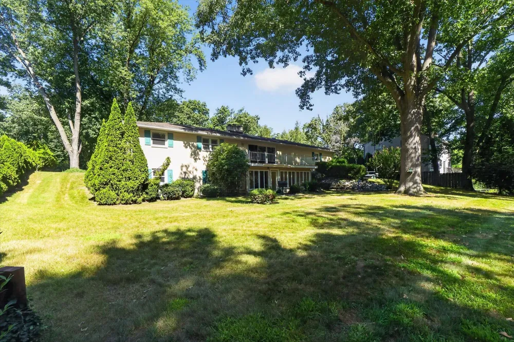 8047 Oak Hill Drive Texas Charter Township, MI 49009