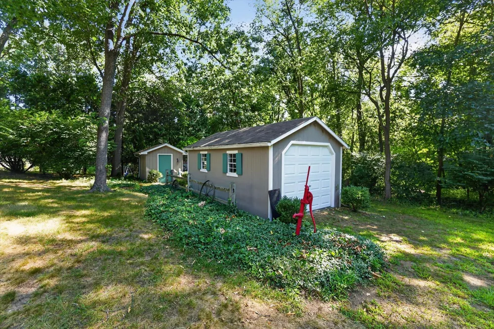 8047 Oak Hill Drive Texas Charter Township, MI 49009