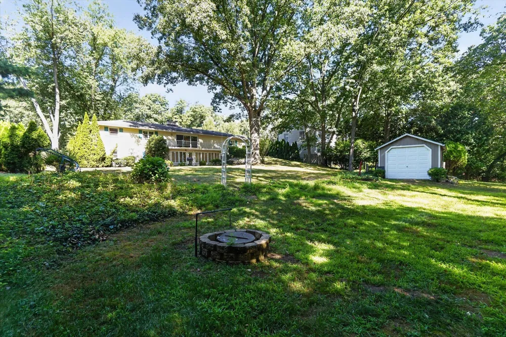 8047 Oak Hill Drive Texas Charter Township, MI 49009