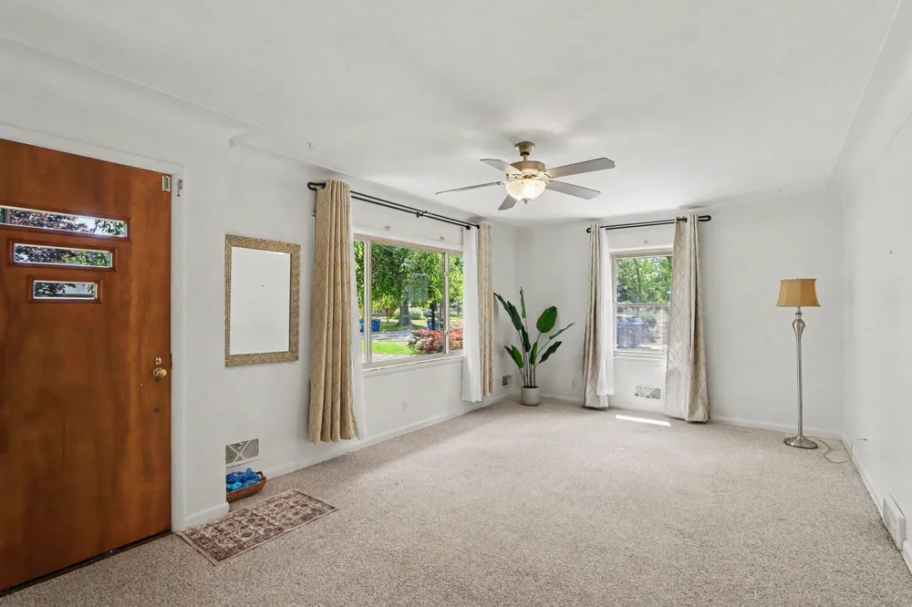 627 Orient Street Parchment City, MI 49004