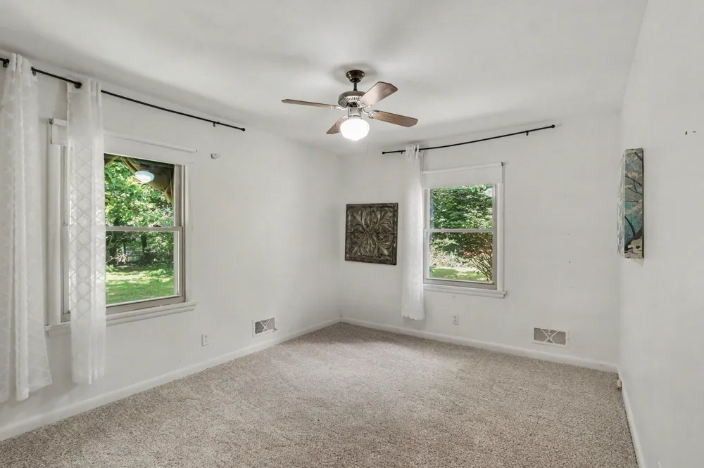 627 Orient Street Parchment City, MI 49004