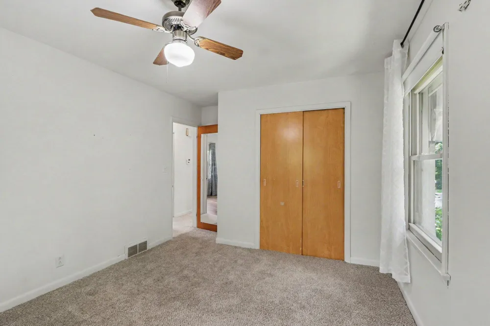 627 Orient Street Parchment City, MI 49004