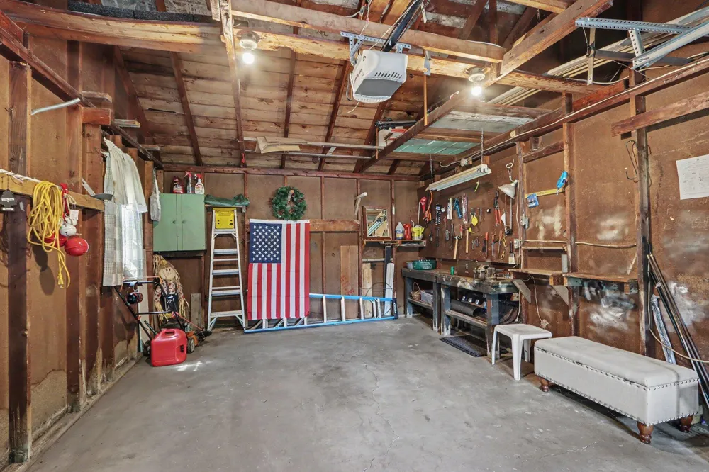 627 Orient Street Parchment City, MI 49004