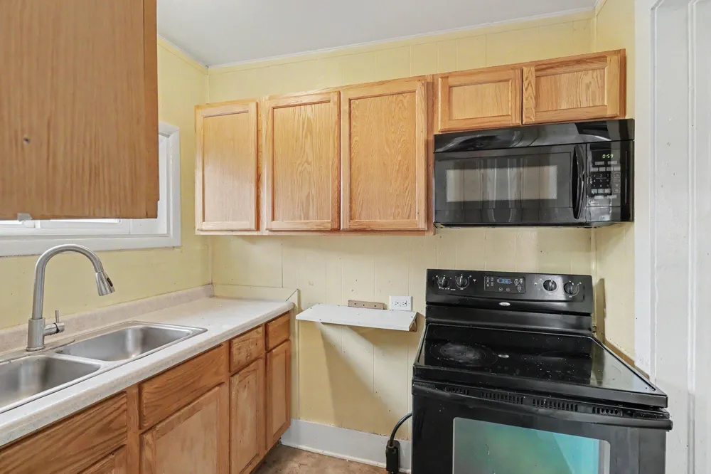 307 Walnut Street Bangor City, MI 49013
