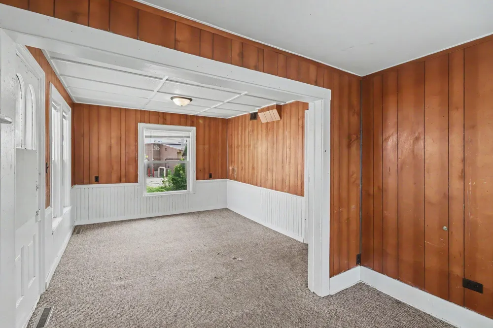 307 Walnut Street Bangor City, MI 49013