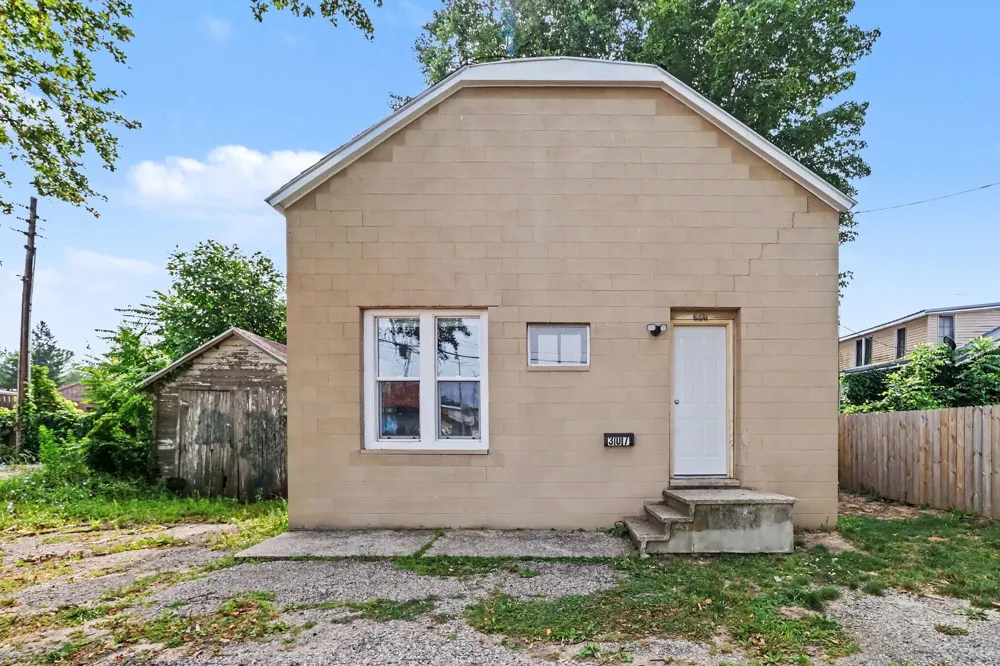 307 Walnut Street Bangor City, MI 49013
