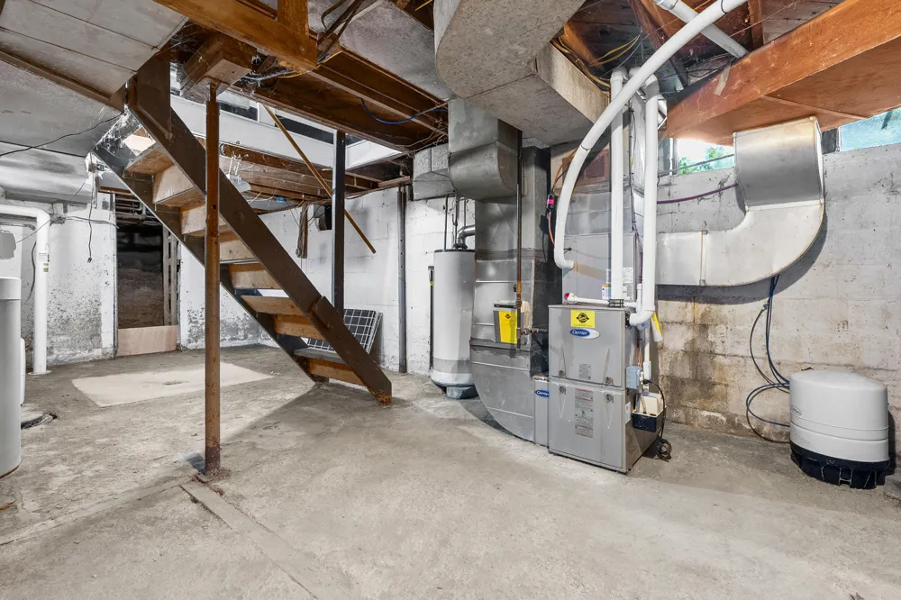 6521 5 Mile Road Leroy Township, MI 49051