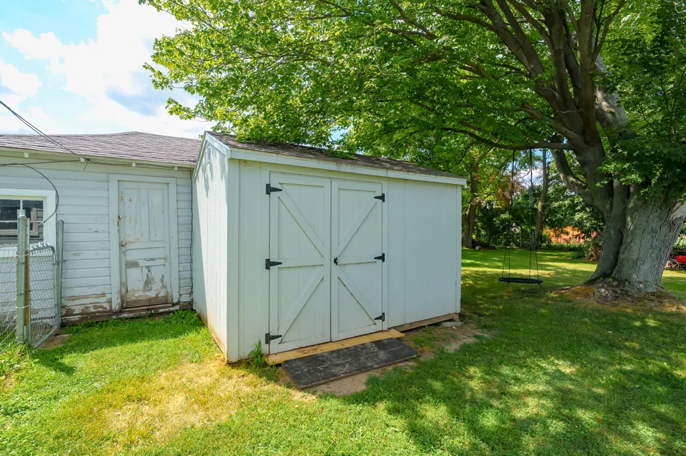 6521 5 Mile Road Leroy Township, MI 49051