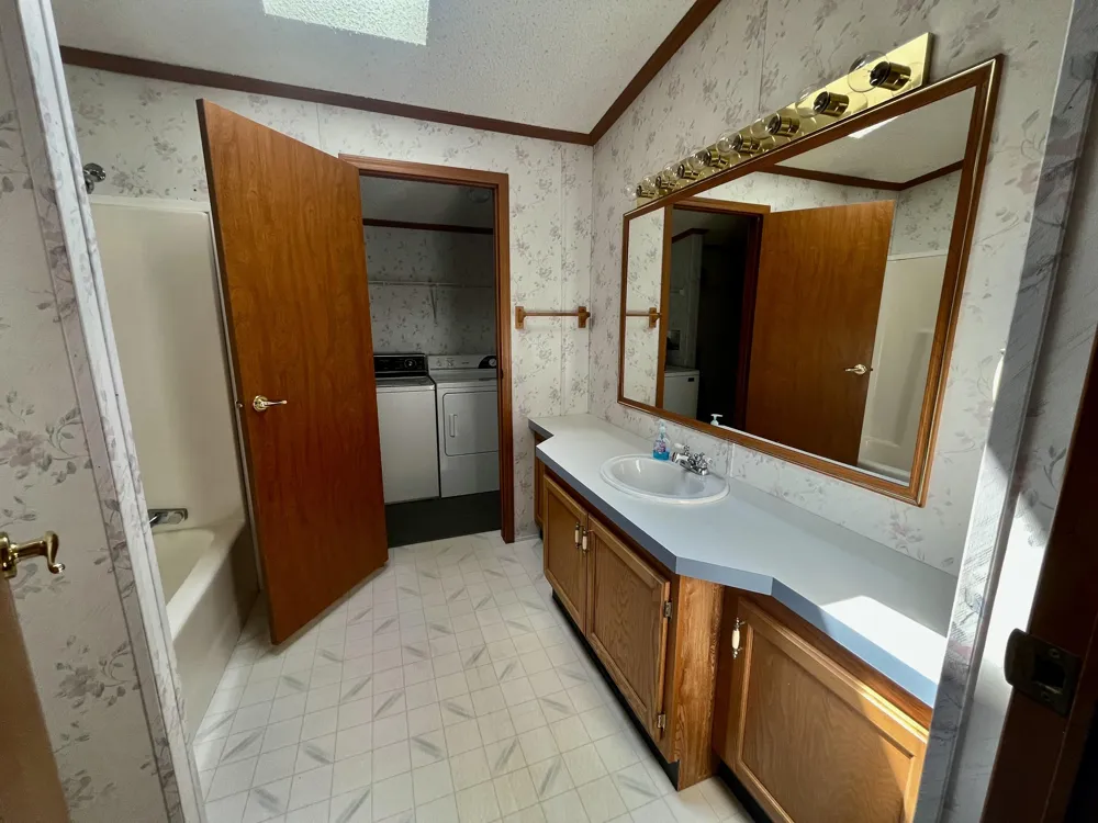 1268 Oak Brook Lane Portage City, MI 49002