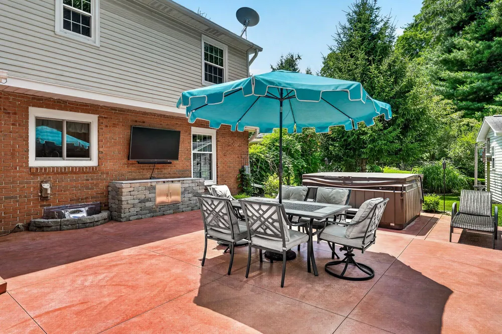 351 W Ridge Circle Oshtemo Charter Township, MI 49009