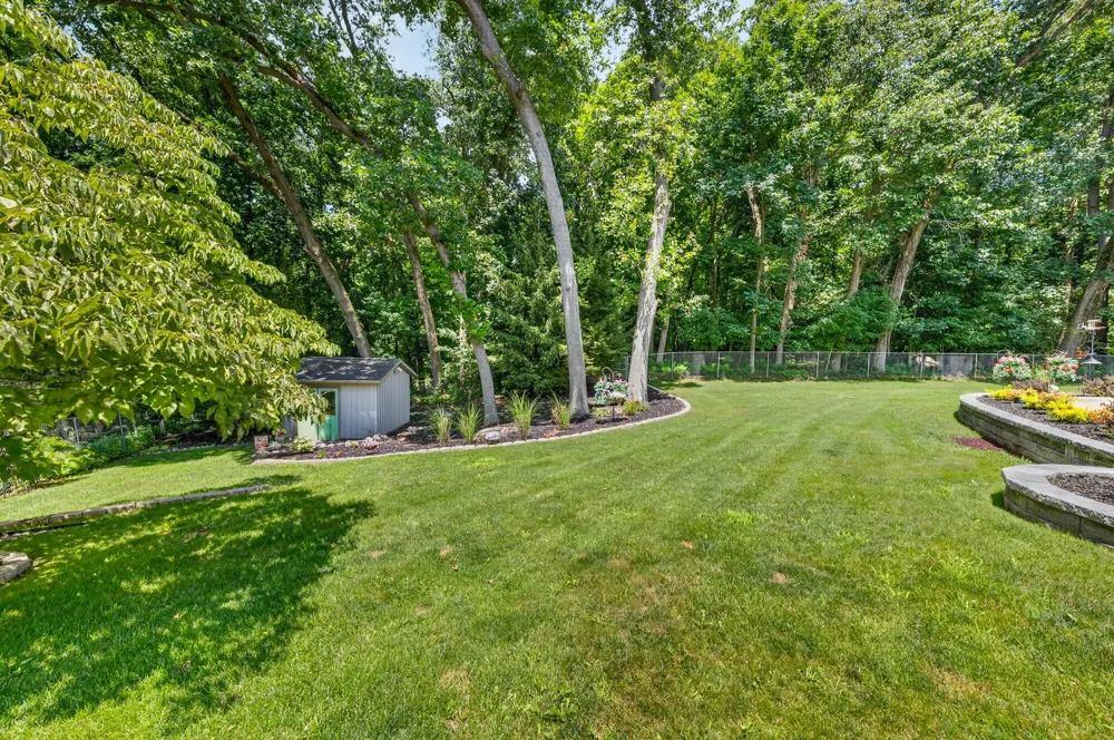 351 W Ridge Circle Oshtemo Charter Township, MI 49009