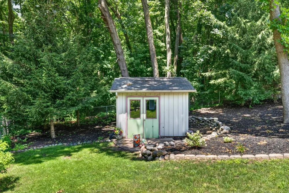 351 W Ridge Circle Oshtemo Charter Township, MI 49009